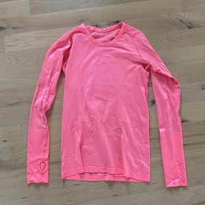 Lululemon Swiftly Tech Long Sleeve Tee